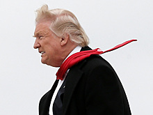 TMZ: Кто носит "ядерный чемоданчик" Трампа