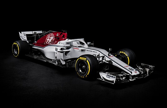 «Заубер» представил новый болид Формулы-1 на сезон-2018
