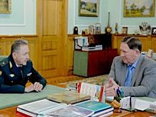 Александр Михайлов встретился с новым начальником Курской таможни