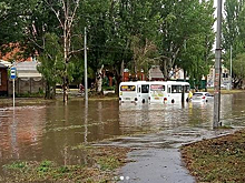 Таганрог затопило сильным ливнем