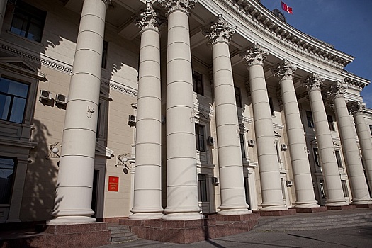Власти Волгоградской области ужесточили меры безопасности в общественных местах и школах