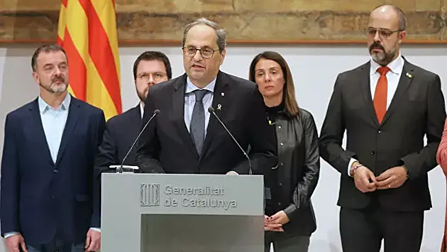 Каталония объявила об изоляции всего региона