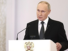 Путин вручил в Кремле "Золотые Звезды" Героев России