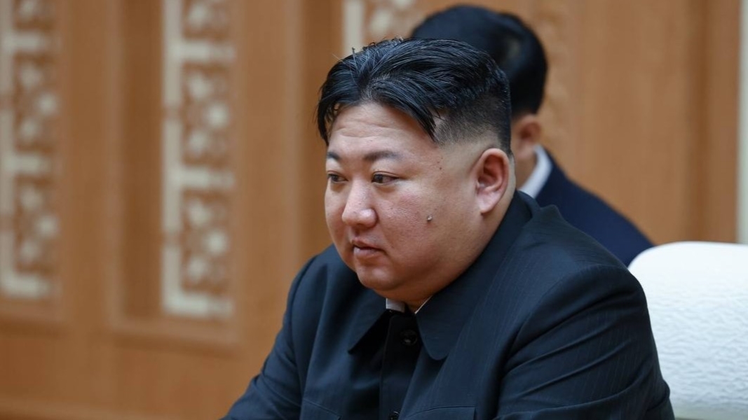 Премьер Японии предложил Ким Чен Ыну переговоры