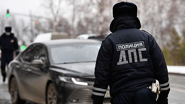 В центре Москвы поймали пьяного угонщика такси после ДТП