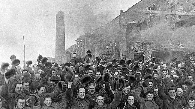 Бату Хасиков напомнил о стратегической роли Калмыкии в победе Красной армии под Сталинградом