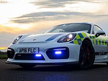 В полку прибыло: Porsche Cayman GT4 пополнил ряды британской полиции