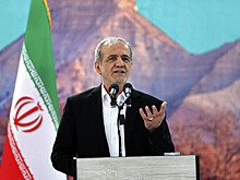 Иранский лидер лично участвовал в проправительственном митинге в Тегеране