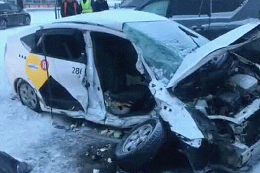 Мертвый водитель устроил массовое ДТП в Хабаровске