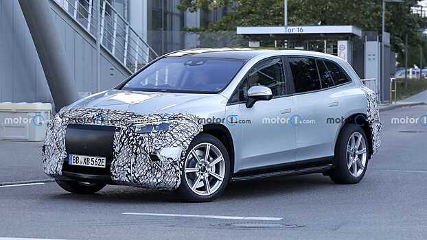 Появились первые живые фото роскошного кроссовера Mercedes-Maybach EQS