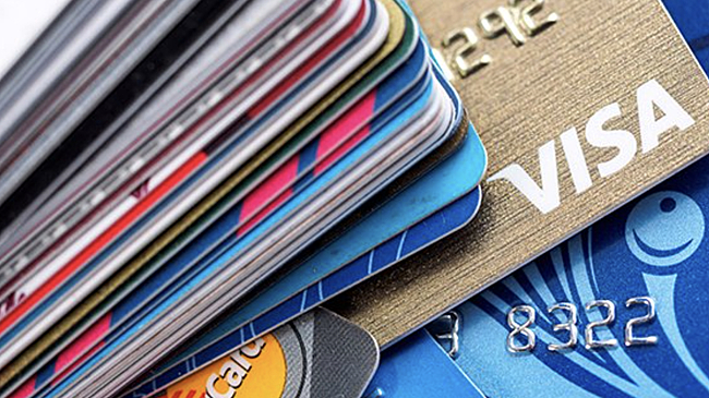 Выдача кредитных карт в России рухнула