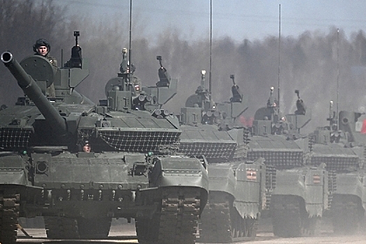«Уралвагонзавод» отправил Минобороны эшелон новейших танков Т-90М