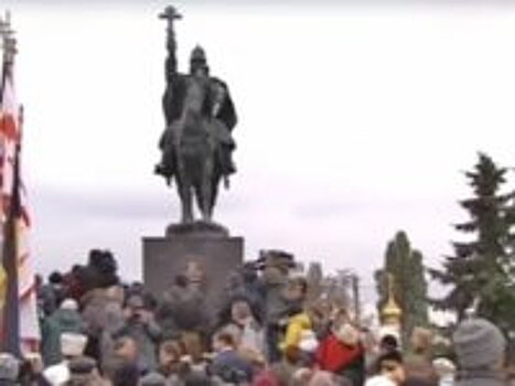 Кубок Ивана Грозного по рукопашному бою приютили рядом с памятником