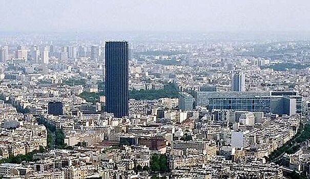 В Париже перестроят "самый уродливый небоскреб" на земле