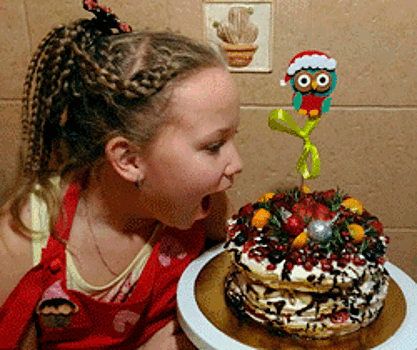 Челябинская пятиклассница готовит дизайнерские торты и ведёт кулинарные мастер-классы