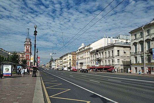 В Петербурге закрыли станцию метро "Невский проспект"