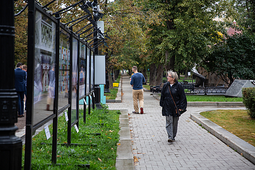 В Москве открылась фотовыставка под открытым небом «Искусство строить метро»