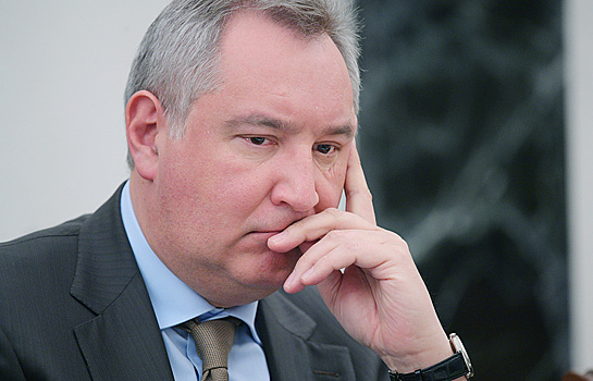 Рогозин призвал отказаться от зарубежных самолетов
