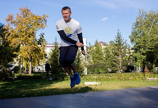 Омичи смогут поучаствовать в фитнес-квесте на скакалке на празднике «Россия – Донбасс»