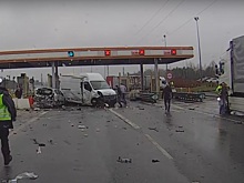 Десять пострадавших: пьяный дальнобойщик врезался в пункт оплаты проезда в Польше