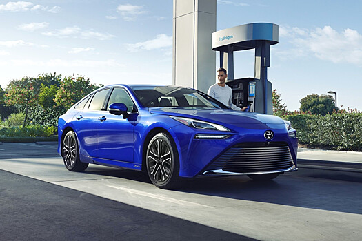 Владельцы водородных седанов Mirai судятся с компанией Toyota