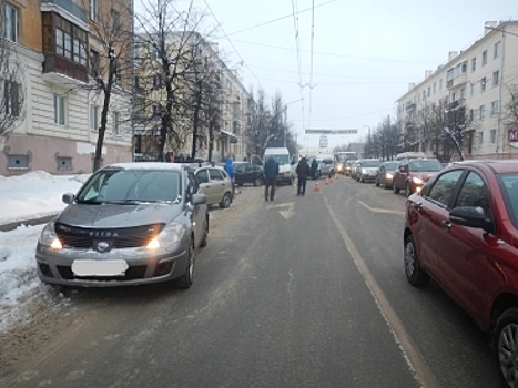2-летняя девочка пострадала в "автосвалке" на улице Титова