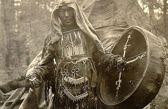 Почему шаманы боялись женских штанов