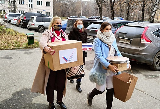 Нижегородские волонтеры участвуют во всероссийской акции «Маленькие радости для врачей»