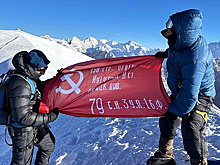 Вечный огонь на Арабатской стрелке зажгли пламенем с Могилы Неизвестного Солдата