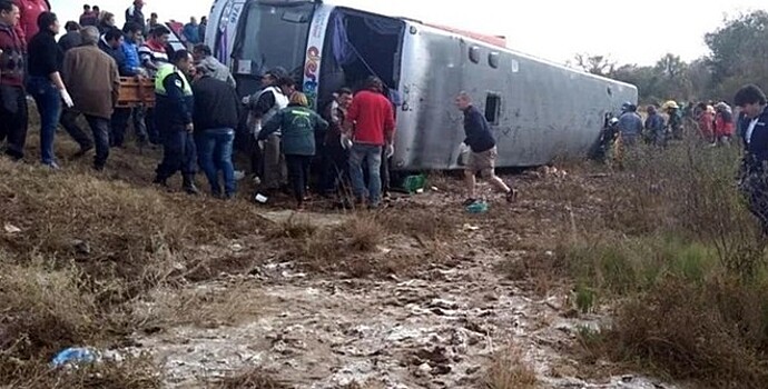 В Аргентине не менее 13 человек погибли в ДТП с автобусом