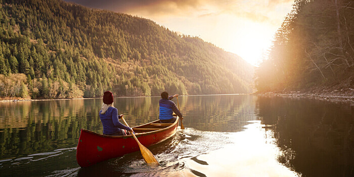 Свидание в каноэ: новое развлечение для романтиков предлагают в Бишкеке