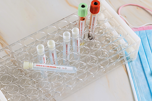 Врач рассказал о двух самых частых симптомах омикрона