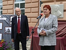 На здании школы в Черкасском размещена мемориальная доска Алексею Дуракову