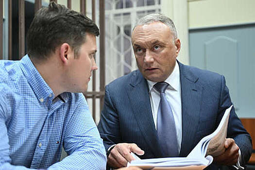 Физиогномист Ковалева: Савельев пытался быть невозмутимым, но не получилось