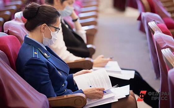 Новый земельный скандал во Владивостоке: у детей забирают школу