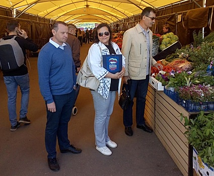 Ярмарку выходного дня в Братееве проверили представители местных властей