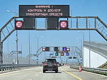 В пробках у Крымского моста скопились более 1,7 тысячи машин