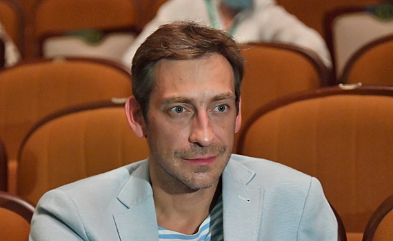 «Моя королева»: Артем Ткаченко публично признался в любви имениннице-жене