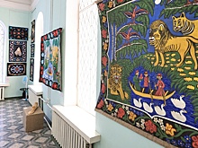 От маляванки до малявки. В Витебске открылась уникальная выставка "Искусство света"