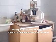 В российском городе соседи заварили дверь хозяйке 20 собак