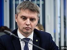 Экс-глава депспорта ХМАО пытается спасти карьеру в противостоянии с прокуратурой