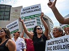 "Заткнутые рты" прессы в Баку и Анкаре, Ереван - впереди по свободе СМИ