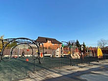 Специалисты завершат работы по благоустройству трех детских площадок в поселении Внуковское