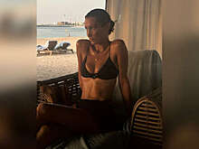 Модель Белла Хадид опубликовала фото в бикини в Дубае