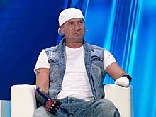 Костомаров анонсировал выход на лед на коньках