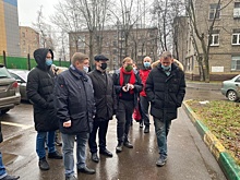 На улице Уткина усилят уборку дворов