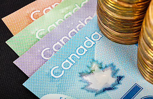 Канадский Новый год: государство подарит жителям по 500 долларов