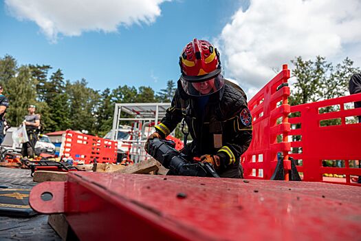 В столице определили лучшего спасателя Пожарно-спасательного центра