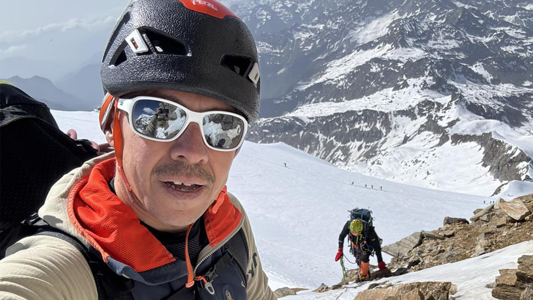 В Киргизии погиб итальянский альпинист, который пытался спасти россиянку
