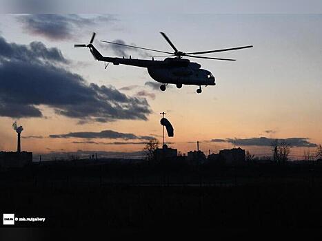 Вертолёт с туристами рухнул на Камчатке, 10 человек погибли